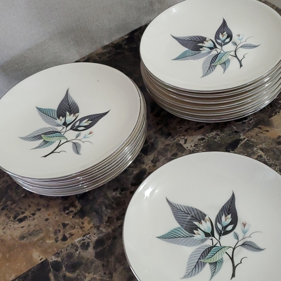 Lot 15 1950's Lotus Hai Rhythm by Homer Plates - Picture 4 of 12